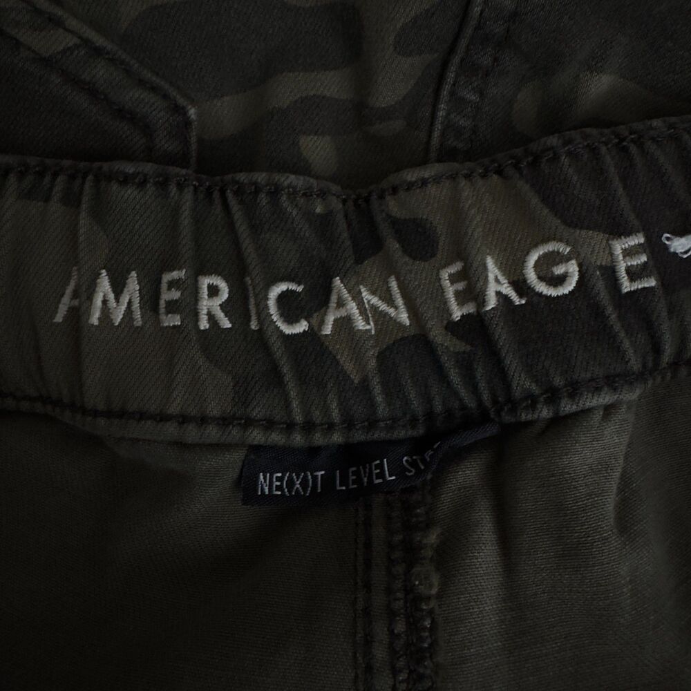 American Eagle Next Level High-Waisted Jegging Jogger Camo Green Women's Size 4 - Picture 4 of 8